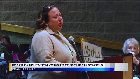 Roane County votes to consolidate two schools