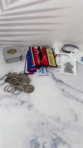 Order Bellingham custom bundle from my bio, he is so talent and handsome#bellingham #judebellingham #bvb #footballtiktok