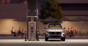 ChargePoint and Mercedes-Benz team up to bring hundreds of fast charging hubs to EV drivers