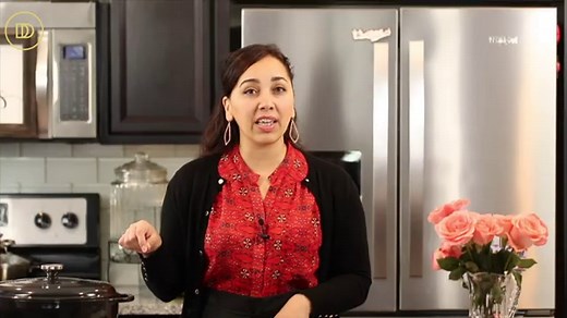 Pastitsada from Corfu: Beef Stew with Pasta