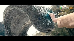 The Python accepted a child as his master More fantastic movies on 企鹅大影院! #山神 #企鹅大影院 | WeTV