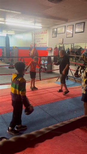 Having a little fun at boxing! #boxing #boxers #salsa #footwork | Michael’s Swamp Adventures