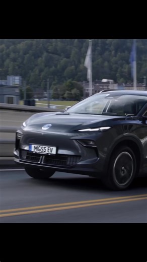 S velikim ponosom objavljujemo da smo u Europi tijekom 2025. godine prodali 300.000-ti MG, što predstavlja rast od 30 % u odnosu na isto razdoblje prošle godine. 🤩 Ova prekretnica, ostvarena na čak 34 tržišta uz mrežu od gotovo 1.300 prodajnih partnera, najbolja je potvrda predanosti, stručnosti i zajedničkog uspjeha naših timova, partnera i kupaca.🤝 Sjajan način da zaključimo godinu i s još većim zamahom zakoračimo u 2026. 🎉 #mgmotor#mghrvatska | MG Motor Hrvatska