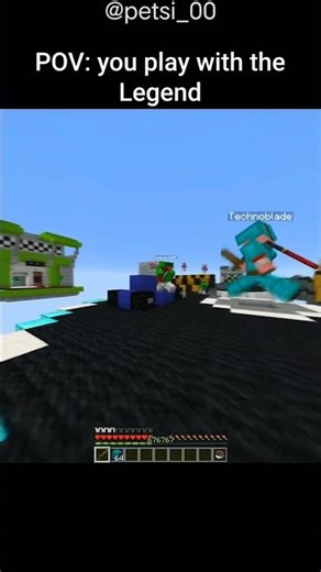 POV you play with the legend 👑 #shorts #technoblade #minecraft #