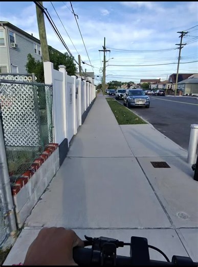 CO2   PM2.5 aren’t just letters & numbers…. they’re weapons hitting our neighborhoods first. Urban marginalized communities carry the heaviest burden. Time to wake up. 🚨🌍 #CleanAir #Justice #environmentalsciencestudent