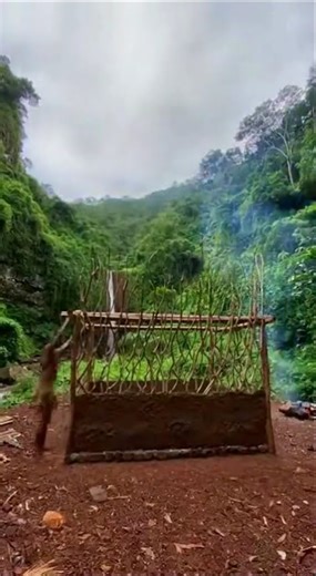 🛖Casa primitiva en la selva | Supervivencia extrema🪓 #datoscuriosos #construcción #arquitectura