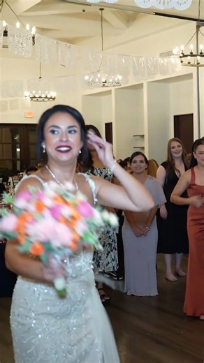 Bride Dances & Tosses the Bouquet | Joyful Wedding Moment