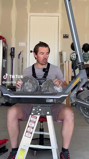 HOW TO CHANGE your scooter tires https://punkelectric.com/punk-rider/