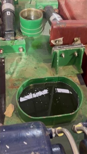 Railway train engine oil full ⛽️ -#youtubeshorts