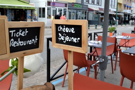 Les tickets resto bientôt utilisables le dimanche et dans les supermarchés ?