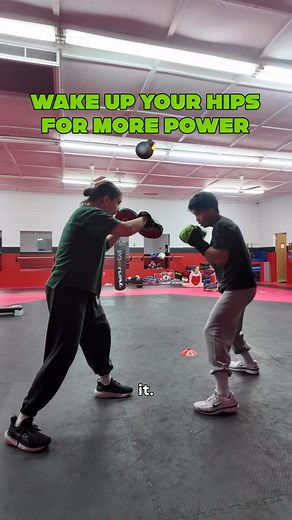 5.7K reactions · 164 shares | Wake up your hips.  Hip rotation and weight transfer work together. Want more detailed coaching on this topic ? Join my Boxing Blueprint Program. Hit the link in my bio. 欄 | Coach Sam Boxing | Facebook