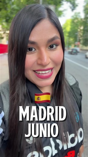 Si vas a venir a Madrid 🇪🇸España, estamos con 31º de calor. 🔥 Tienes que traer ropa fresca y zapatos cómodos para caminar en tu eurotrip por Madrid. #españa #madrid #eurotrip #madriz #viajes Tips si vienes a Madrid españa 🇪🇸 en verano