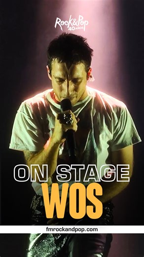 [ONSTAGE] 🔥 Wos incendió Obras Sanitarias. En una noche de calor infernal, Wos dejó el alma en el escenario y convirtió el Templo del Rock en un hervidero: 🎤 Luz Delito para abrir 🎶 Nuevas del EP "Ilusión Supersport" ⚡ Banda encendida: Sainz, Iurcovich, Rud, Azorain y Evlay 🔥 Y un final poderoso con Púrpura Unió edades, estilos y mundos. Wos es un puente generacional que demuestra que el rock sigue latiendo en nuevos formatos. ❤️‍🔥🤘 👉 Leé la crónica completa en fmrockandpop.com . . . . #W