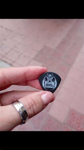 Videos de Tatyvlc26 (@tatylurosal) con “Lord of the Flies - Legion Of The Damned”