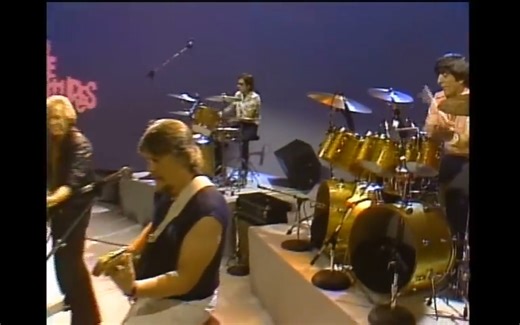 The Ventures - Wipe Out ... 🎶 Let the music play: https://goldenoldies.dohimusic96.com/the-ventures-wipeout?utm_source=facebook&utm_medium=preel&utm_campaign=goldenoldiesgreatesthits | Golden Oldies Greatest Hits