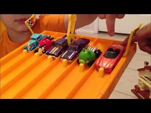 Hot Wheels track demo 6 lane racing!