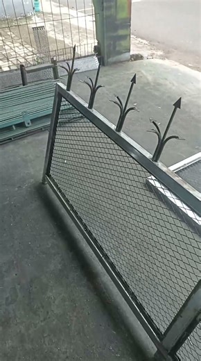 Continue with Stage E Poxy Paint #welder #welding #stickwelding #weldertips #creativeglassworker ...