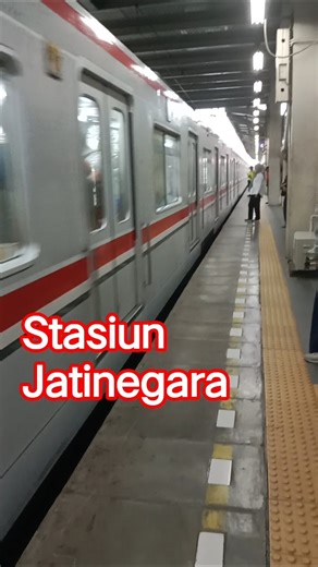 Jalur 6 Stasiun Jatinegara menuju Bekasi #keretaapi #train #huntingkeretaapi