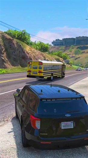 Multa por no hacer alto a bus escolar en GTA V LSPD: ¿qué pasó?