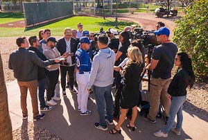 Dodgers Spring Training Video: Dave Roberts' First Message For 2023 Season