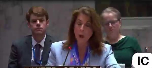 Washington a exprimé sa déception face au #Rwanda, qu’il accuse d’exacerber la crise sécuritaire dans l’est de la #RDC, appelant au retrait immédiat des forces rwandaises du territoire congolais. Les États-Unis ont par ailleurs signifié à Kinshasa leur attente d’une neutralisation sans délai des FDLR, tout en avertissant que des sanctions pourraient être prises à l’encontre de tous les acteurs qui compromettent le processus de paix.