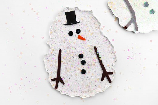 Resin Snowman Coasters | Fun Melted Snowman Resin Craft