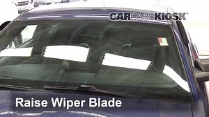 Front Windshield Wiper Blade Change: 2008 Ford Mustang 4.0L V6 Coupe