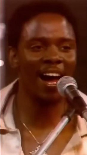 🗣️ When you wish upon a star ... #earthwindandfire #shorts