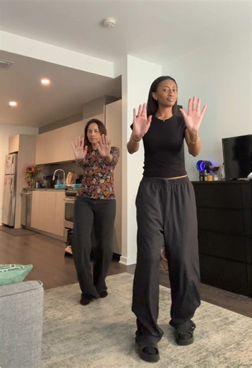 okay the last part?? she doesn’t need my help 😂 | dougie dance