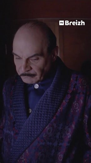 Dans l’Orient-Express, chaque passager a une version… Mais Poirot, lui, veut la vérité. Et elle ne va épargner personne 🕵️‍♂️ ⏰ Hercule Poirot : Le crime de l'orient express, ce soir à 20h50 sur #TVBreizh | TV Breizh