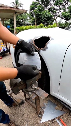 Making a Custom Patch Panel for a Rusted Porsche 911 GT3 | POV Metalwork