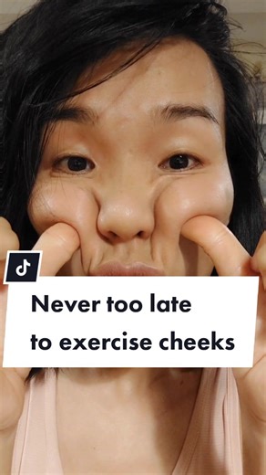 Replying to @misira80 Yes, we do have cheek muscles. The main muscle in the cheek area is called the zygomaticus major muscle, which runs from the cheekbone to the corner of the mouth. This muscle is responsible for moving the corner of the mouth upwards when we smile, laugh or express happiness. There are also other muscles in the cheek area that play a role in facial expressions and movements, such as the orbicularis oculi muscle which is responsible for squinting or closing the eyes, and the