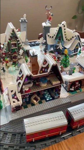 LEGO Winter Village (The North Pole)