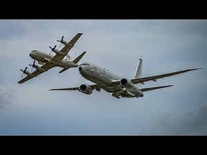 P-3 Orion & P-8 Poseidon Demonstration @ 2018 NAS Jacksonville Airshow