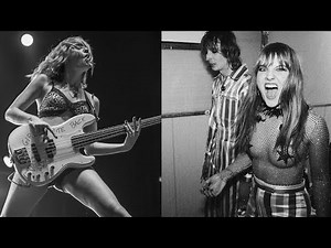 Unseen Classic Rock Icons: 50 Legendary Musicians in Rare Vintage Photos