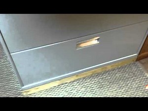 Comic Book Cabinet HON modifications 1