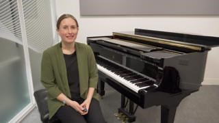3.7K views · 75 reactions | Dive into tips on approaching ABRSM aural tests with Zoe Booth, one of our Chief Examiners!  Learn more about Zoe in the latest blog from our Chief Examiner blog series: https://ow.ly/7Ip250QBOHR ✅ | ABRSM | Facebook
