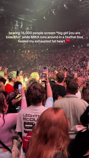 Cried my eyes out at this. My first concert I ever went to was MIKA in 2007. I am now 30 and saw him again tonight in Manchester and that honestly, truly, was the most magical night in the world. #MIKA