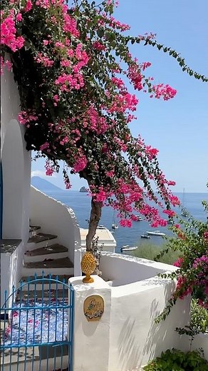 Panarea, Sicily 🇮🇹 The Elegance of Simplicity in the Aeolian Islands