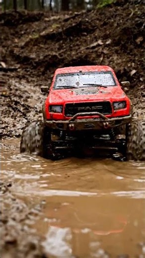 🤯 RC Mud Mayhem! 🇺🇸 AMAZING Off-Road 4x4 Action! 🔥