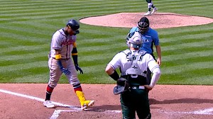 Ronald Acuña Jr. batea de 5-4