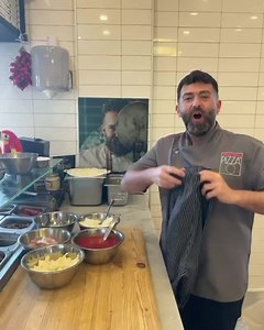 211K views · 1.9K reactions | Calzone Napoletano Contemporaneo... | Italian Fashion victim | Facebook