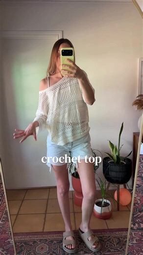Size up if you want it oversized! I’m 5’7” in the Large #crochettop #summertop #summeroutfits