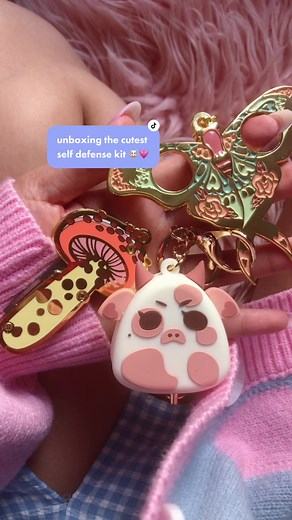 Unboxing the Cutest Self Defense Kit from Alythuh