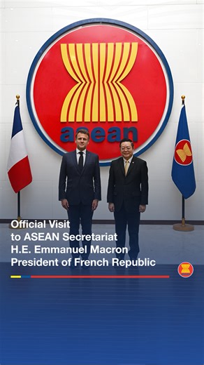 Secretary-General of ASEAN, H.E. Dr. Kao Kim Hourn, welcomed President of the French Republic, H.E. Emmanuel Macron, to the ASEAN Headquarters/ASEAN Secretariat on 28 May 2025. This historic visit underscored France’s steadfast commitment to deepening the ASEAN-France Development Partnership, as both sides celebrate the fifth anniversary of their relations this year. This visit is part of the President’s regional tour, which includes Indonesia, Singapore and Viet Nam. | ASEAN