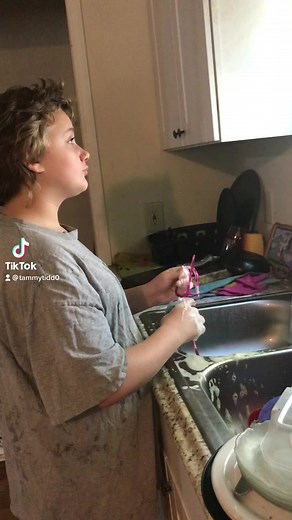 Understanding Absence Seizures: Symptoms and Duration