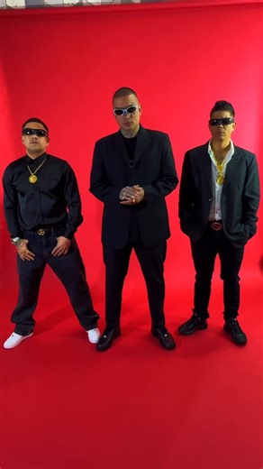 MC GUIME on Instagram: "Tudo começa aqui. @osdonosdacena 🧨💥"