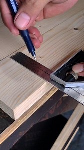 brilliant idea, install hinges without a jig #woodwork #carpenter #tipsandtricks #woodworkingtips | Tris Woodworking