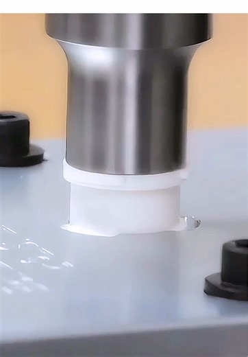 Ultrasonic plastic welding 😮 . (We make and post CNC machining and manufacturing videos that inspire us.) 🎥 EWI #cncmachine #machineshop #machinist #engineering #mechanicalengineering