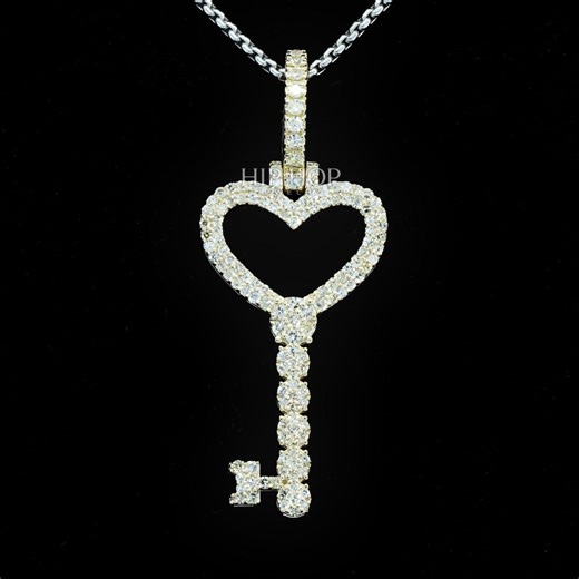 Victorian Key Pendant, Diamond Heart Key 14K Solid Gold Pendant for Women - Etsy